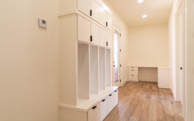 17610 County Road 1810, Lubbock, TX 79423, 4 Bedrooms Bedrooms, ,5 BathroomsBathrooms,Residential,For Sale,17610 County Road 1810,202554243