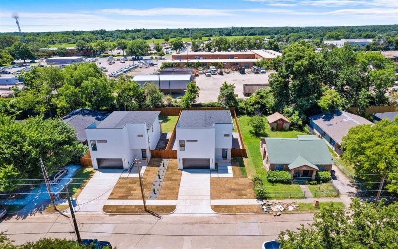 2826 Rochester Street, Dallas, TX 75215, 4 Bedrooms Bedrooms, ,3 BathroomsBathrooms,Residential,For Sale,2826 Rochester Street,0,21153445