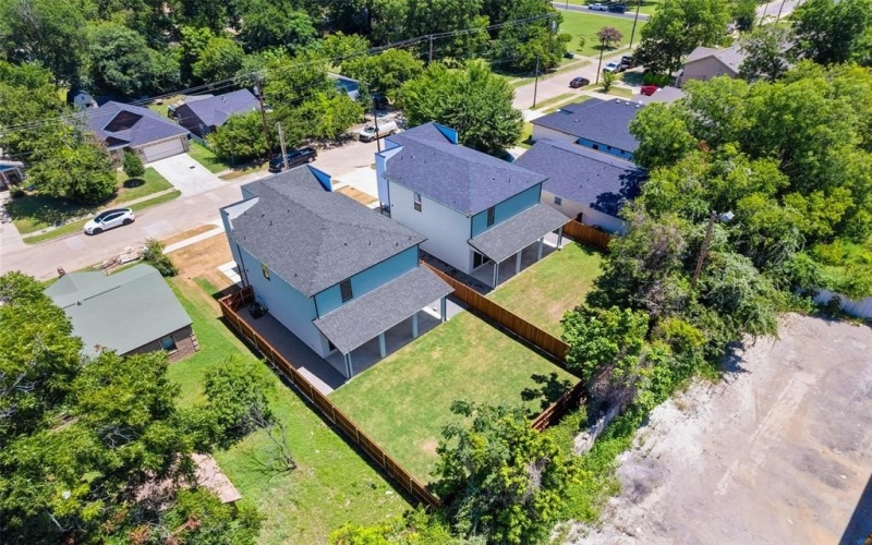 2826 Rochester Street, Dallas, TX 75215, 4 Bedrooms Bedrooms, ,3 BathroomsBathrooms,Residential,For Sale,2826 Rochester Street,0,21153445