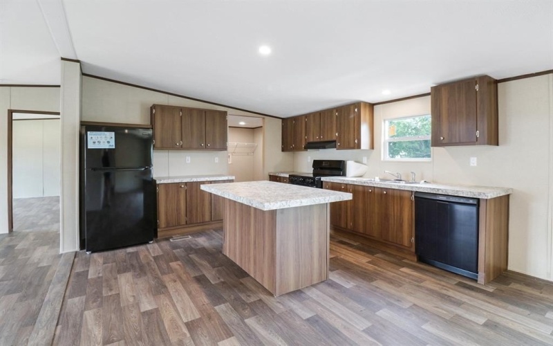 708 W 8th Street, Coleman, TX 76834, 4 Bedrooms Bedrooms, ,2 BathroomsBathrooms,Residential,For Sale,708 W 8th Street,0,21153483