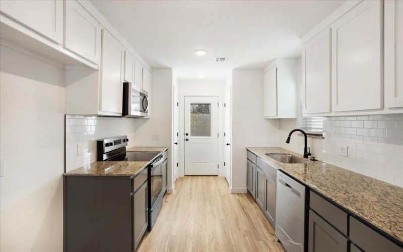 2408 Miller Street, Denison, TX 75020, 3 Bedrooms Bedrooms, ,2 BathroomsBathrooms,Residential,For Sale,2408 Miller Street,0,21153537