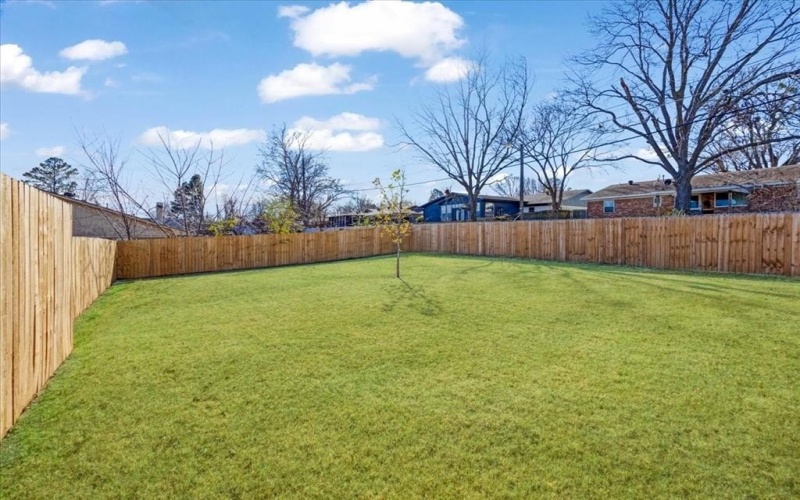 2408 Miller Street, Denison, TX 75020, 3 Bedrooms Bedrooms, ,2 BathroomsBathrooms,Residential,For Sale,2408 Miller Street,0,21153537