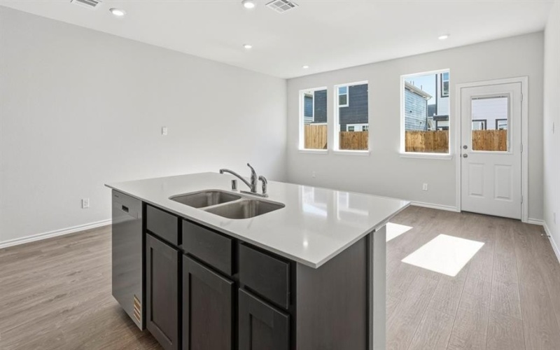 304 Arbor Drive, Princeton, TX 75407, 3 Habitaciones Habitaciones , ,2 BañosBaños,Residential,En Venta,304 Arbor Drive,0,21153600