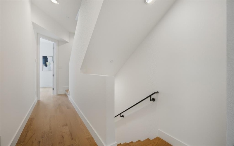 4517 Munger Avenue #102, Dallas, TX 75204, 2 Bedrooms Bedrooms, ,2 BathroomsBathrooms,Residential,For Sale,4517 Munger Avenue,0,21154055