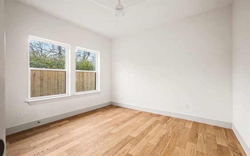 1931 Muncie Avenue, Dallas, TX 75212, 3 Habitaciones Habitaciones , ,2 BañosBaños,Residential,En Venta,1931 Muncie Avenue,0,21154076