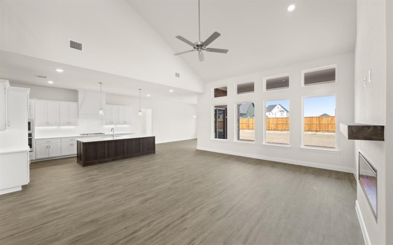 633 Bunchberry Street, Justin, TX 76247, 4 Habitaciones Habitaciones , ,3 BañosBaños,Residential,En Venta,633 Bunchberry Street,0,21154284