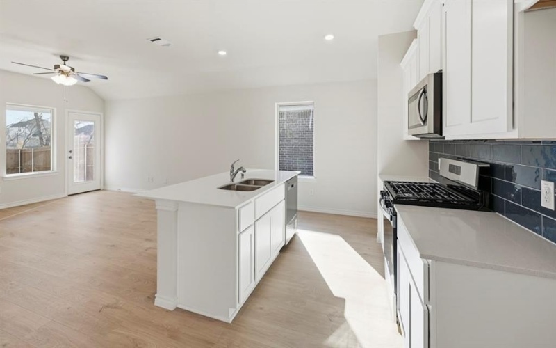 2020 Lostwood Drive, Princeton, TX 75407, 3 Habitaciones Habitaciones , ,2 BañosBaños,Residential,En Venta,2020 Lostwood Drive,0,21154316