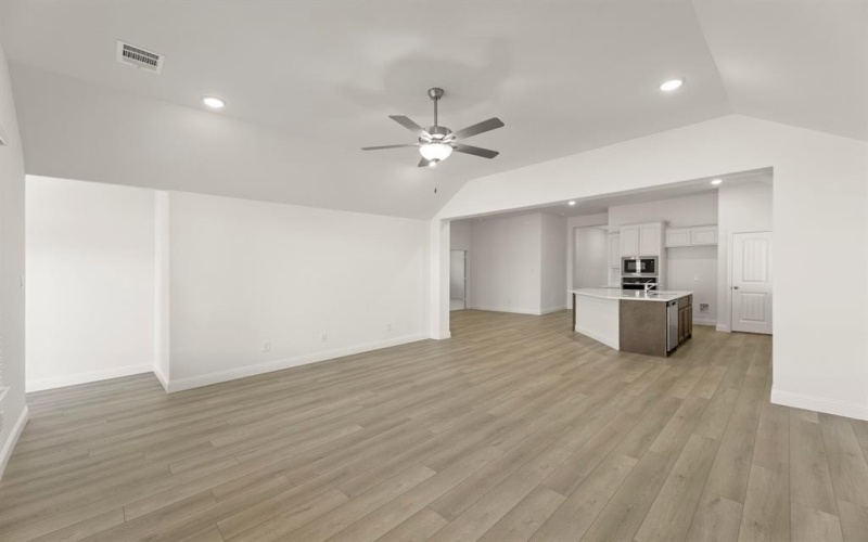 1404 Elle Lane, Aubrey, TX 76227, 3 Habitaciones Habitaciones , ,2 BañosBaños,Residential,En Venta,1404 Elle Lane,0,21154460