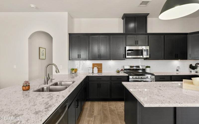 912 Raegil Street, El Paso, TX 79928, 3 Habitaciones Habitaciones , ,3 BañosBaños,Residential,En Venta,912 Raegil Street,0,936534