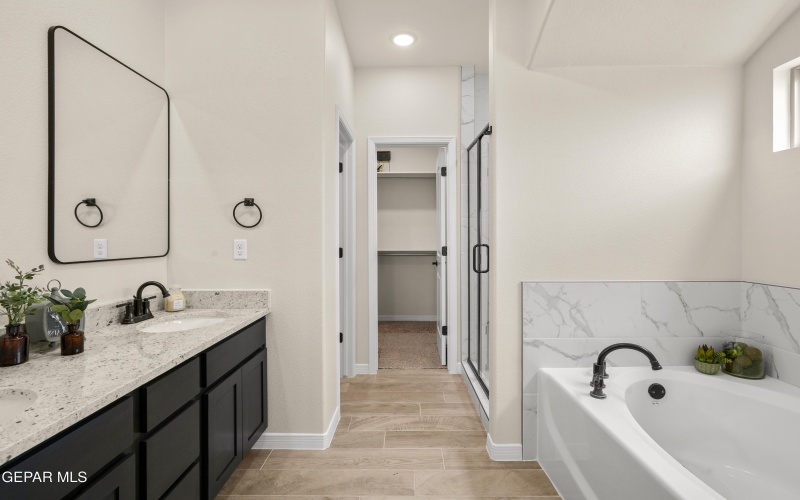 912 Raegil Street, El Paso, TX 79928, 3 Habitaciones Habitaciones , ,3 BañosBaños,Residential,En Venta,912 Raegil Street,0,936534