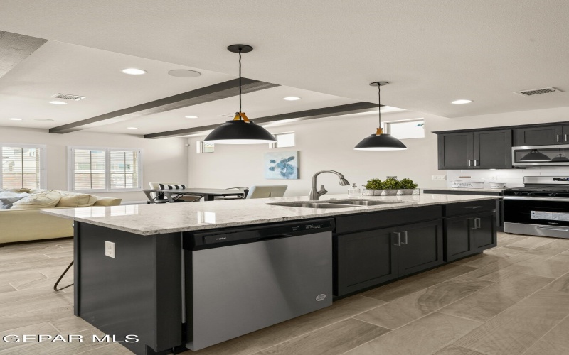 15072 Conviction Avenue, El Paso, TX 79938, 3 Habitaciones Habitaciones , ,2 BañosBaños,Residential,En Venta,15072 Conviction Avenue,0,936538