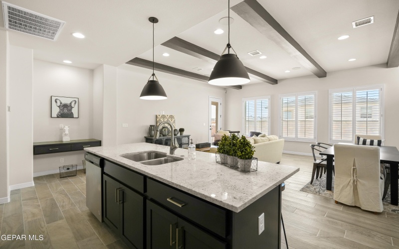 15072 Conviction Avenue, El Paso, TX 79938, 3 Habitaciones Habitaciones , ,2 BañosBaños,Residential,En Venta,15072 Conviction Avenue,0,936538