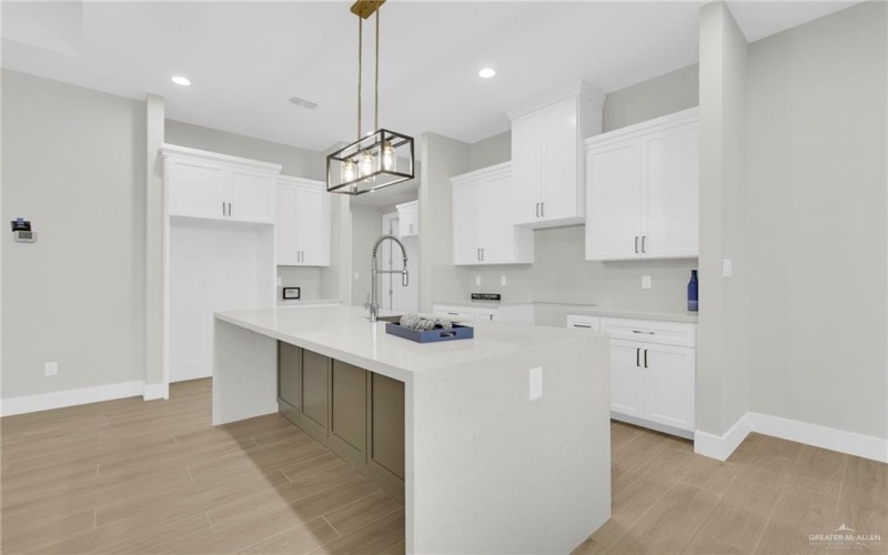 2529 Trinity Avenue, McAllen, TX 78504, 3 Bedrooms Bedrooms, ,3 BathroomsBathrooms,Residential,For Sale,2529 Trinity Avenue,0,492246