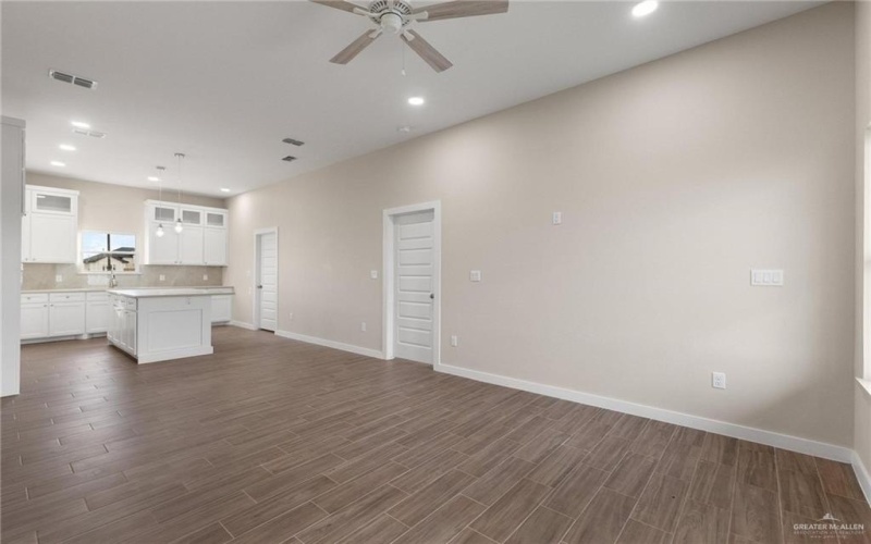 343 Barcelona Street, Donna, TX 78537, 3 Habitaciones Habitaciones , ,2 BañosBaños,Residential,En Venta,343 Barcelona Street,0,492277