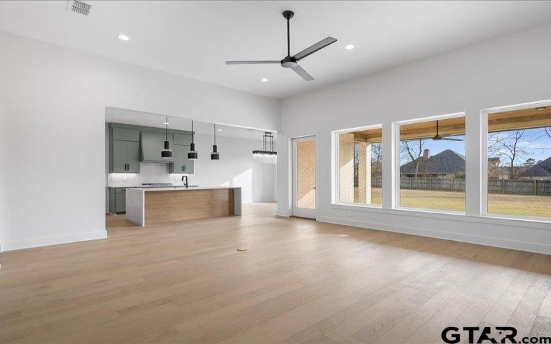 12318 Harlon St, Flint, TX 75762, 4 Bedrooms Bedrooms, ,3 BathroomsBathrooms,Residential,For Sale,12318 Harlon St,0,26000734