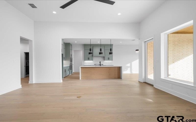 12318 Harlon St, Flint, TX 75762, 4 Bedrooms Bedrooms, ,3 BathroomsBathrooms,Residential,For Sale,12318 Harlon St,0,26000734