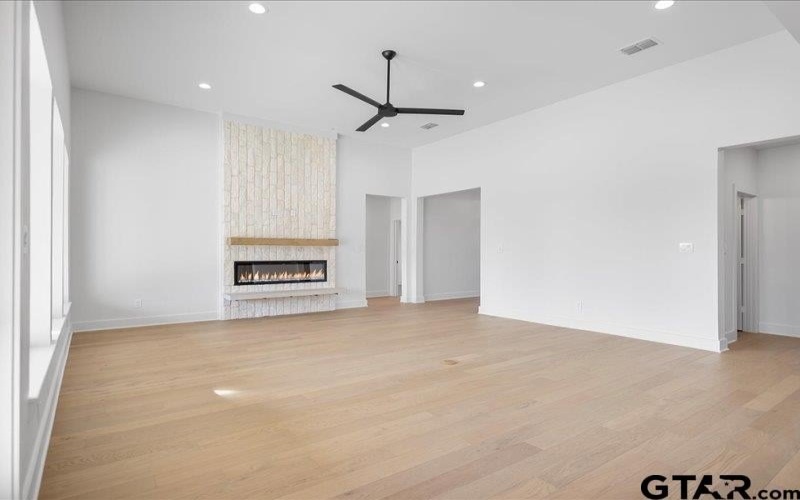 12318 Harlon St, Flint, TX 75762, 4 Bedrooms Bedrooms, ,3 BathroomsBathrooms,Residential,For Sale,12318 Harlon St,0,26000734