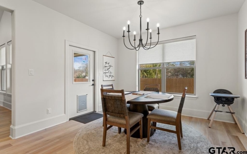 5300 Hollytree Dr, Tyler, TX 75703, 4 Habitaciones Habitaciones , ,2 BañosBaños,Residential,En Venta,5300 Hollytree Dr,0,26000747