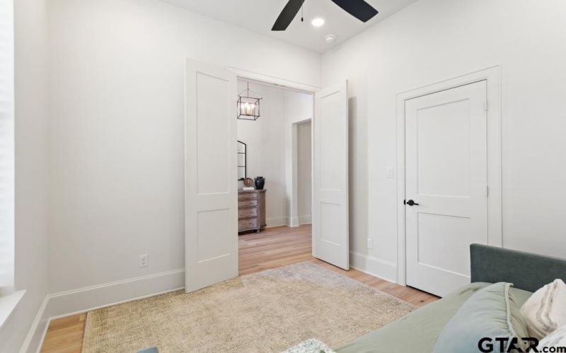 5300 Hollytree Dr, Tyler, TX 75703, 4 Habitaciones Habitaciones , ,2 BañosBaños,Residential,En Venta,5300 Hollytree Dr,0,26000747