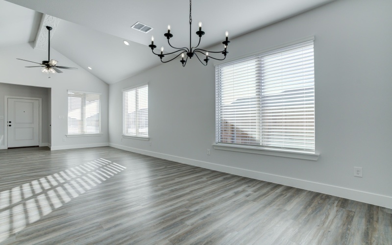 5810 Viola Avenue, Lubbock, TX 79407, 3 Bedrooms Bedrooms, ,2 BathroomsBathrooms,Residential,For Sale,5810 Viola Avenue,0,202600469