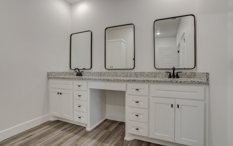 5810 Viola Avenue, Lubbock, TX 79407, 3 Bedrooms Bedrooms, ,2 BathroomsBathrooms,Residential,For Sale,5810 Viola Avenue,0,202600469