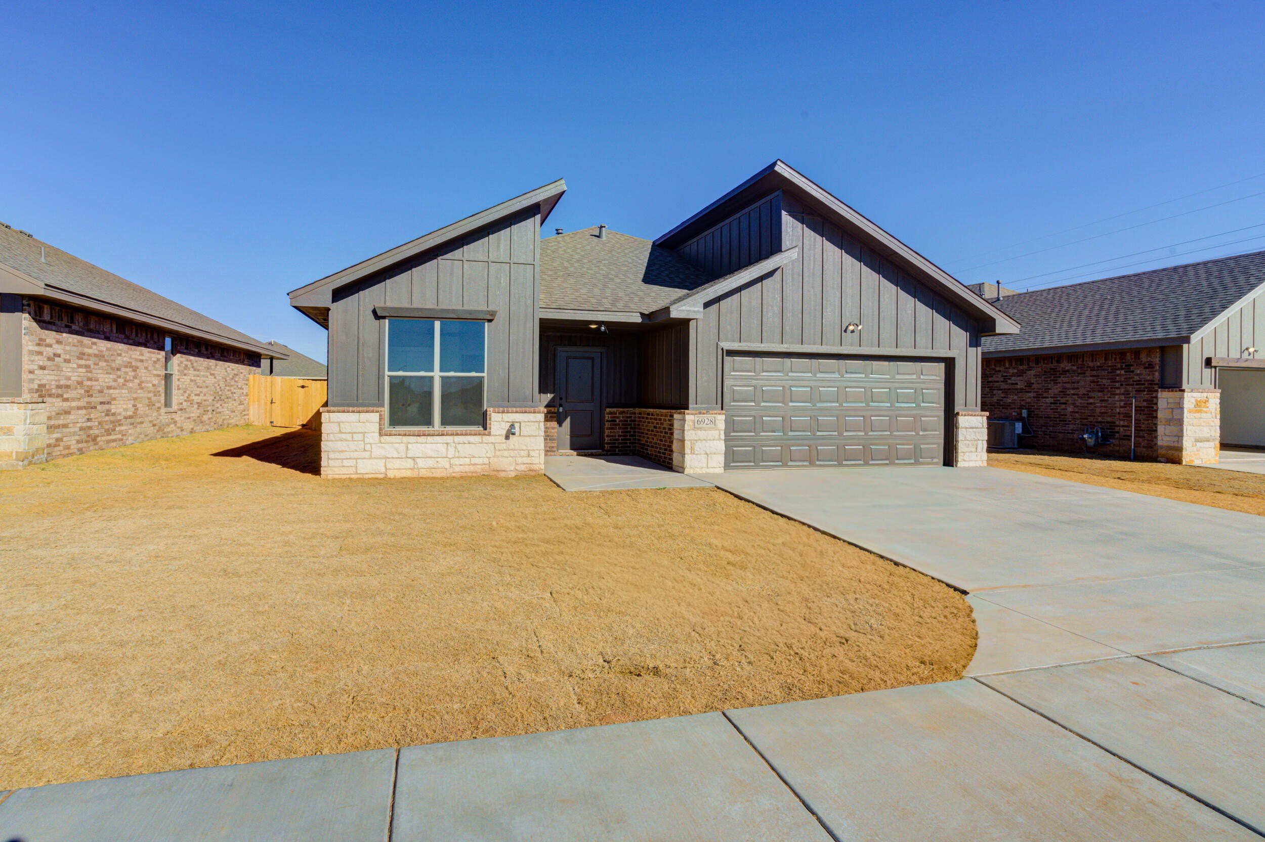 6928 12th Street, Lubbock, TX 79416, 4 Bedrooms Bedrooms, ,3 BathroomsBathrooms,Residential,For Sale,6928 12th Street,0,202600470
