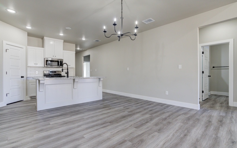 6928 12th Street, Lubbock, TX 79416, 4 Bedrooms Bedrooms, ,3 BathroomsBathrooms,Residential,For Sale,6928 12th Street,0,202600470