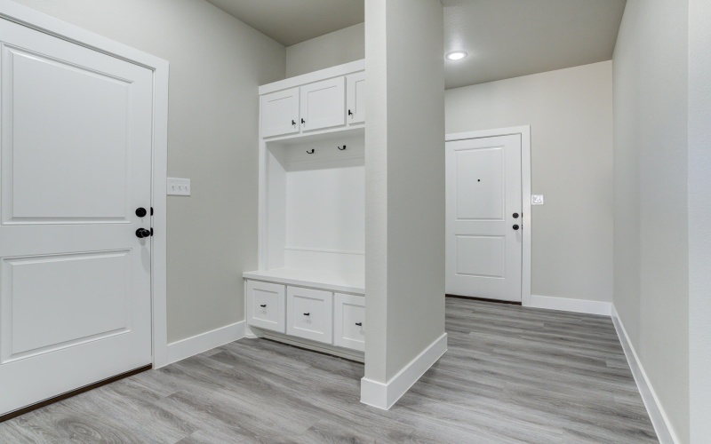 6928 12th Street, Lubbock, TX 79416, 4 Bedrooms Bedrooms, ,3 BathroomsBathrooms,Residential,For Sale,6928 12th Street,0,202600470