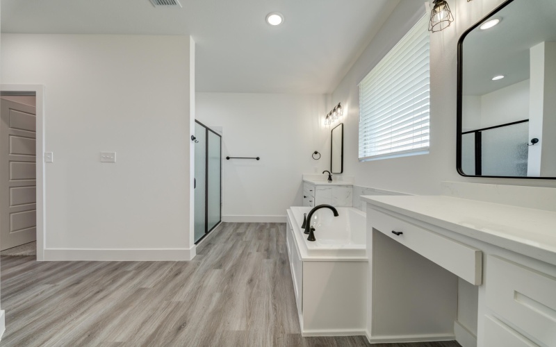 7522 56th Street, Lubbock, TX 79407, 4 Bedrooms Bedrooms, ,3 BathroomsBathrooms,Residential,For Sale,7522 56th Street,0,202600542