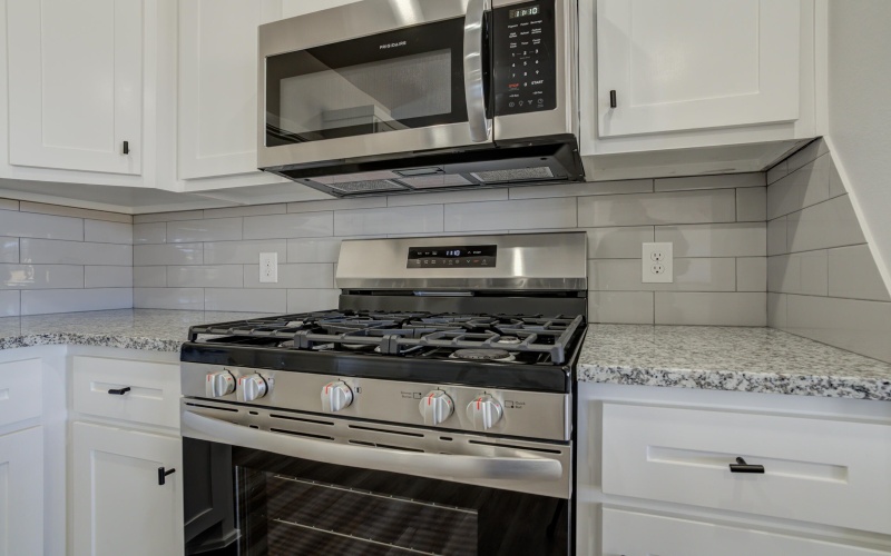 6930 12th Street, Lubbock, TX 79416, 3 Bedrooms Bedrooms, ,2 BathroomsBathrooms,Residential,For Sale,6930 12th Street,0,202600544