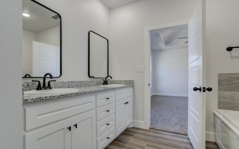 6930 12th Street, Lubbock, TX 79416, 3 Bedrooms Bedrooms, ,2 BathroomsBathrooms,Residential,For Sale,6930 12th Street,0,202600544