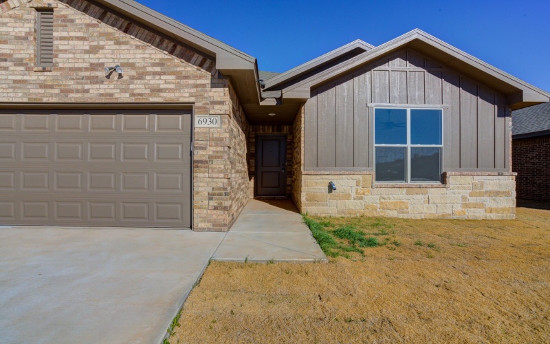6930 12th Street, Lubbock, TX 79416, 3 Bedrooms Bedrooms, ,2 BathroomsBathrooms,Residential,For Sale,6930 12th Street,0,202600544