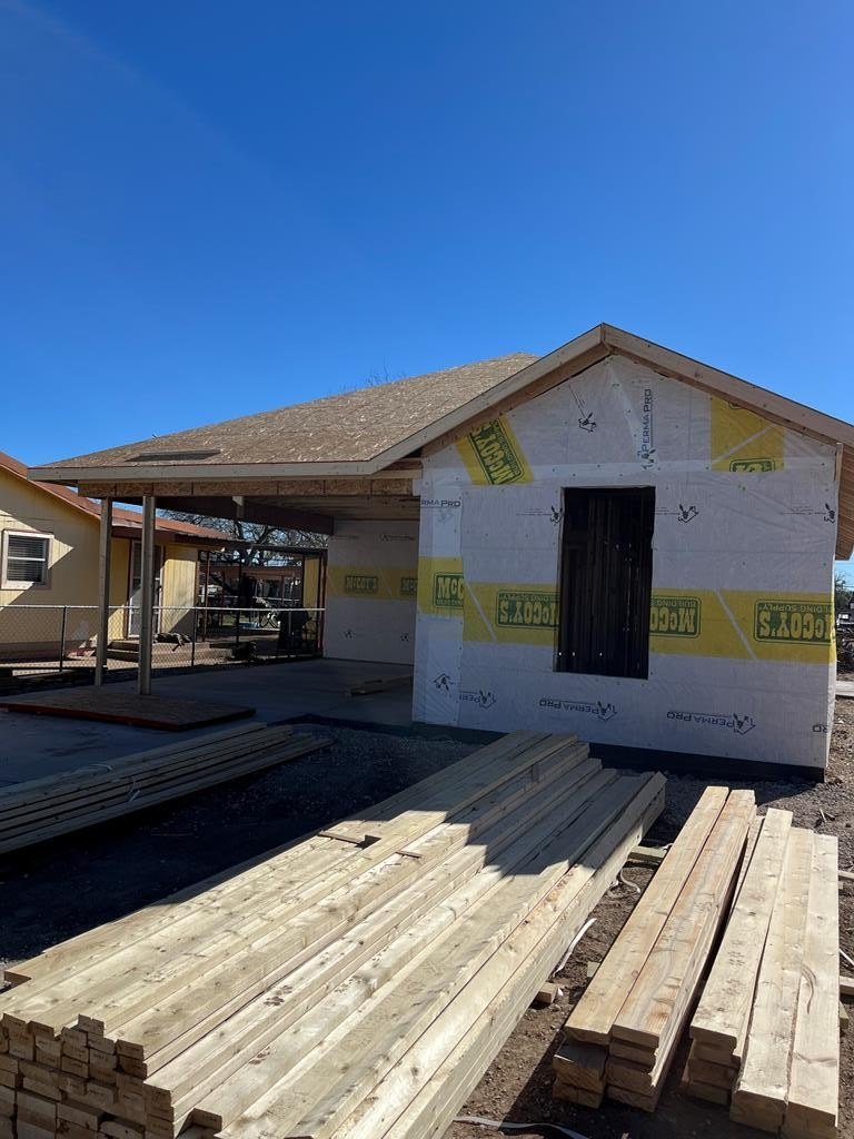 633 W Ave Z, San Angelo, TX 76903, 3 Bedrooms Bedrooms, ,2 BathroomsBathrooms,Residential,For Sale,633 W Ave Z,0,130352