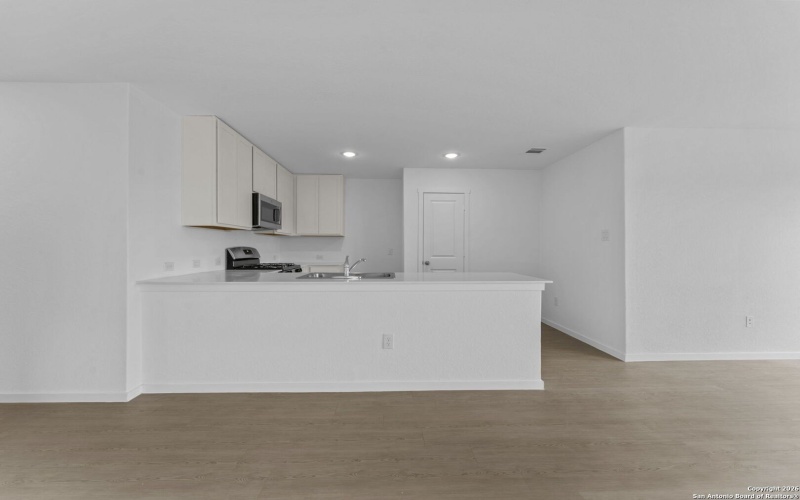 1835 Nuthatch Ridge, New Braunfels, TX 78130, 4 Bedrooms Bedrooms, ,2 BathroomsBathrooms,Residential,For Sale,1835 Nuthatch Ridge,0,1933875