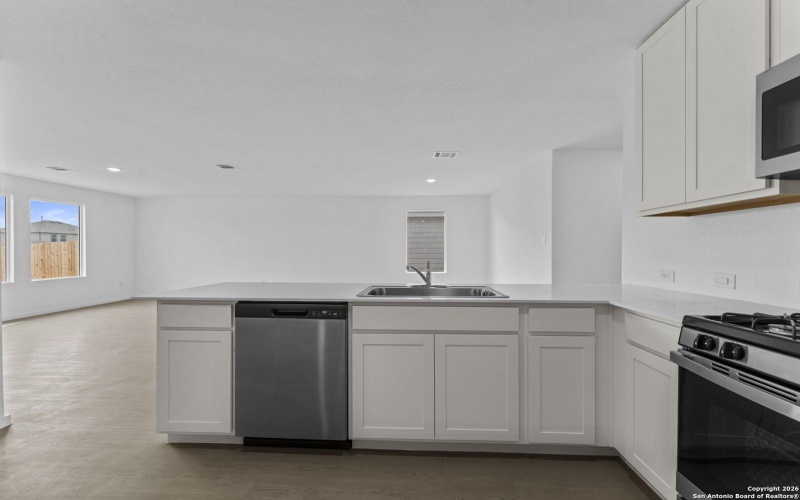 1835 Nuthatch Ridge, New Braunfels, TX 78130, 4 Bedrooms Bedrooms, ,2 BathroomsBathrooms,Residential,For Sale,1835 Nuthatch Ridge,0,1933875