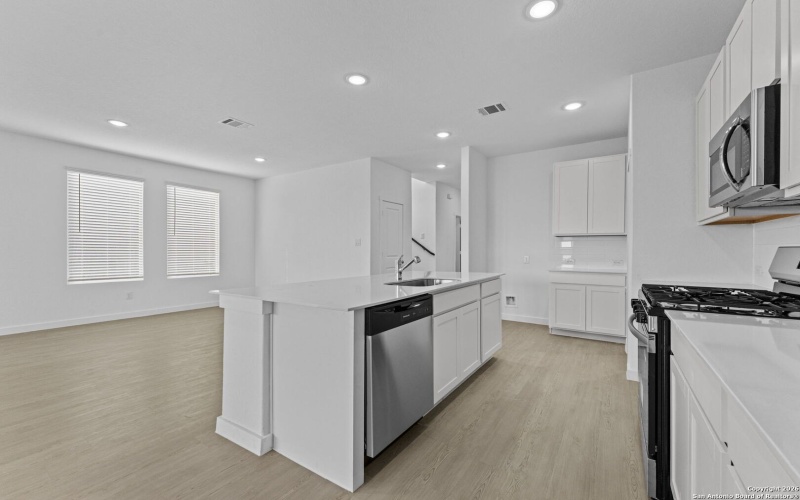 1859 Nuthatch Ridge, New Braunfels, TX 78130, 5 Bedrooms Bedrooms, ,3 BathroomsBathrooms,Residential,For Sale,1859 Nuthatch Ridge,0,1933879