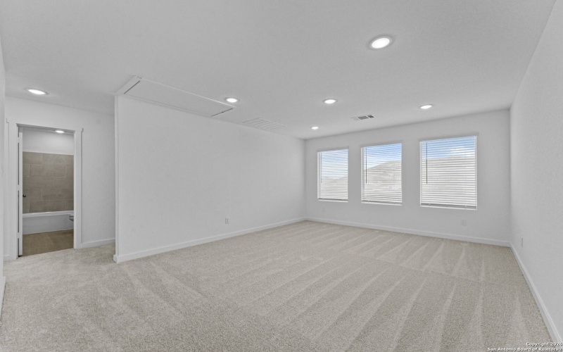 1859 Nuthatch Ridge, New Braunfels, TX 78130, 5 Bedrooms Bedrooms, ,3 BathroomsBathrooms,Residential,For Sale,1859 Nuthatch Ridge,0,1933879