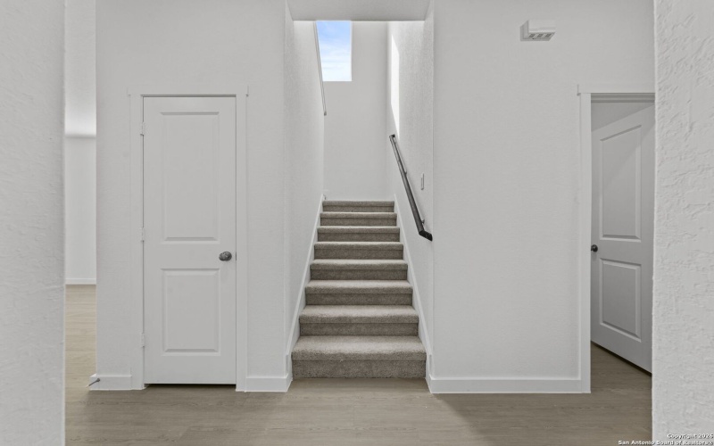 1859 Nuthatch Ridge, New Braunfels, TX 78130, 5 Bedrooms Bedrooms, ,3 BathroomsBathrooms,Residential,For Sale,1859 Nuthatch Ridge,0,1933879