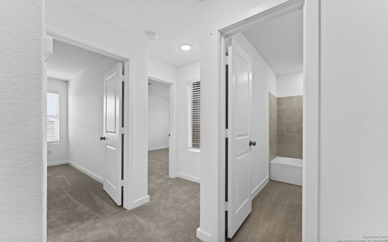 1875 Nuthatch Ridge, New Braunfels, TX 78130, 5 Bedrooms Bedrooms, ,3 BathroomsBathrooms,Residential,For Sale,1875 Nuthatch Ridge,0,1933886