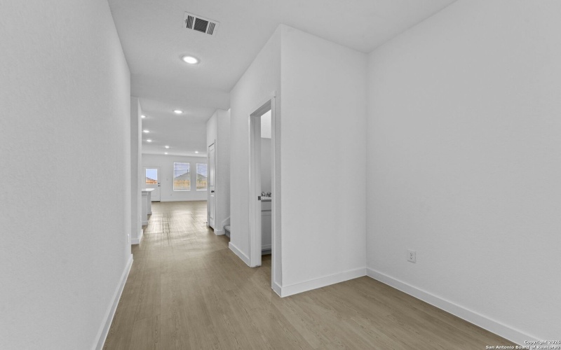 1875 Nuthatch Ridge, New Braunfels, TX 78130, 5 Bedrooms Bedrooms, ,3 BathroomsBathrooms,Residential,For Sale,1875 Nuthatch Ridge,0,1933886