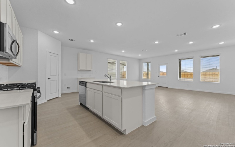 1883 Nuthatch Ridge, New Braunfels, TX 78130, 3 Habitaciones Habitaciones , ,2 BañosBaños,Residential,En Venta,1883 Nuthatch Ridge,0,1933892