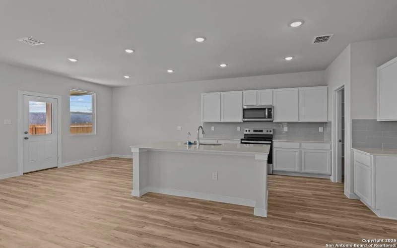 15551 Lonehollow Lake, San Antonio, TX 78253, 4 Habitaciones Habitaciones , ,3 BañosBaños,Residential,En Venta,15551 Lonehollow Lake,0,1933895