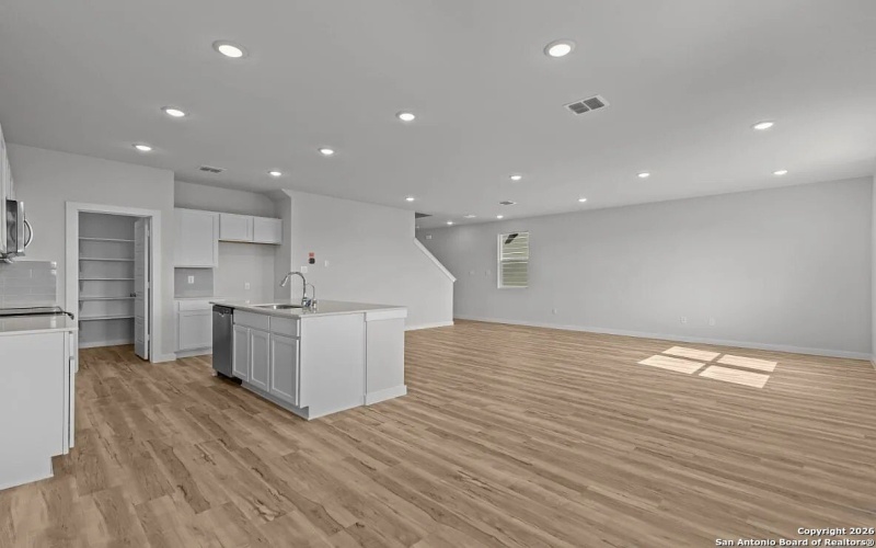 15551 Lonehollow Lake, San Antonio, TX 78253, 4 Habitaciones Habitaciones , ,3 BañosBaños,Residential,En Venta,15551 Lonehollow Lake,0,1933895