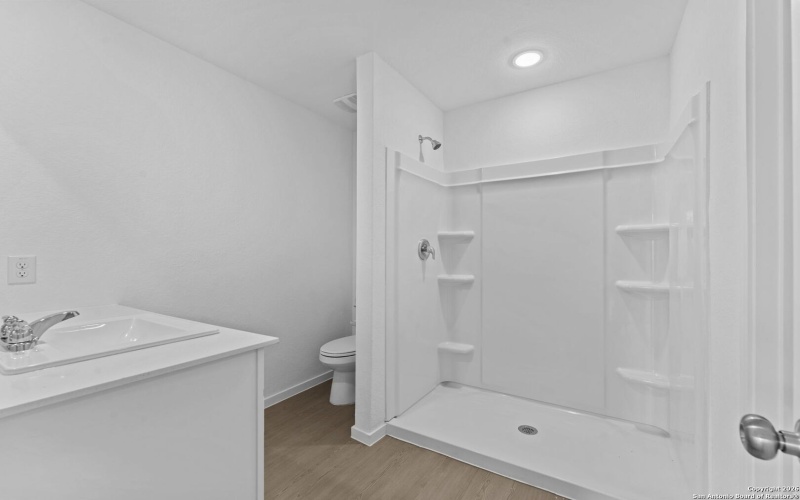 1816 Stonechat, New Braunfels, TX 78130, 4 Bedrooms Bedrooms, ,2 BathroomsBathrooms,Residential,For Sale,1816 Stonechat,0,1933896