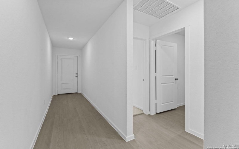 1824 Stonechat, New Braunfels, TX 78130, 4 Habitaciones Habitaciones , ,2 BañosBaños,Residential,En Venta,1824 Stonechat,0,1933899