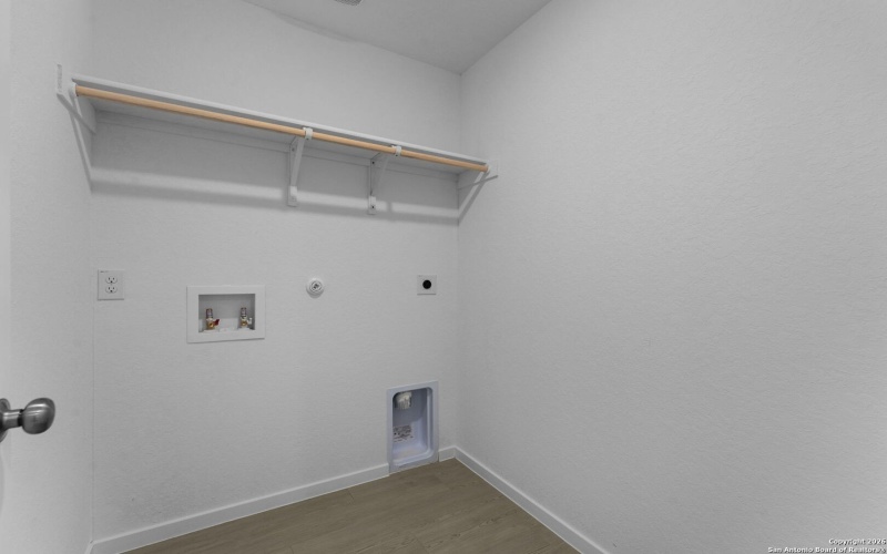 1854 Stonechat, New Braunfels, TX 78130, 4 Bedrooms Bedrooms, ,2 BathroomsBathrooms,Residential,For Sale,1854 Stonechat,0,1933913