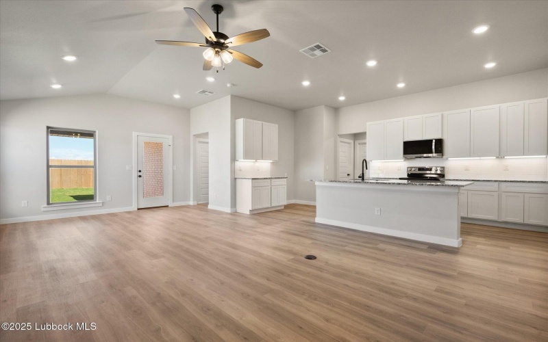 3006 140th Street, Lubbock, TX 79423, 4 Bedrooms Bedrooms, ,2 BathroomsBathrooms,Residential,For Sale,3006 140th Street,202554318