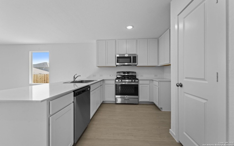 1859 Wood Warbler, New Braunfels, TX 78130, 4 Bedrooms Bedrooms, ,2 BathroomsBathrooms,Residential,For Sale,1859 Wood Warbler,0,1933938