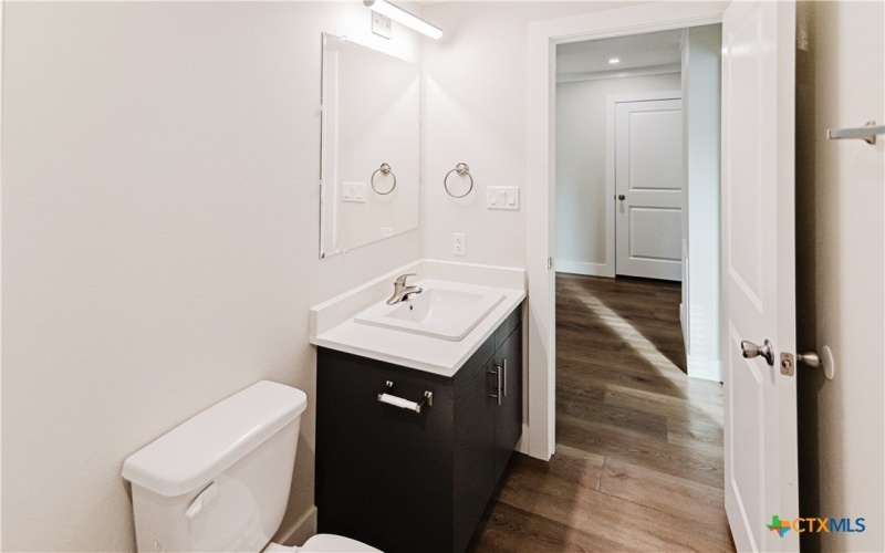 404 Bridge Street, Cuero, TX 77954, 4 Bedrooms Bedrooms, ,3 BathroomsBathrooms,Residential,For Sale,404 Bridge Street,0,601356