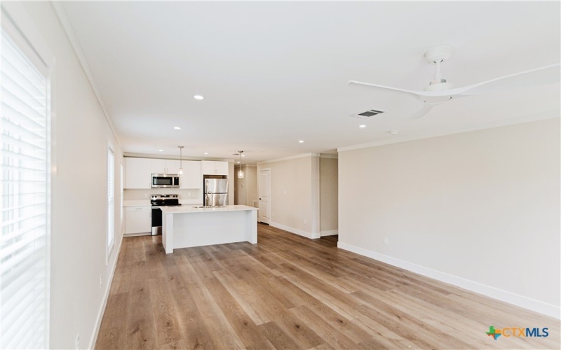 404 Bridge Street, Cuero, TX 77954, 4 Bedrooms Bedrooms, ,3 BathroomsBathrooms,Residential,For Sale,404 Bridge Street,0,601356